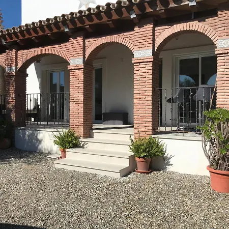 Apartamento Garden Apartment, Cortijo Fruitful Hills Coín
