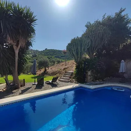 Garden Apartment, Cortijo Fruitful Hills Apartamento Coín