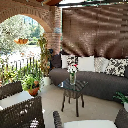 Apartamento Garden Apartment, Cortijo Fruitful Hills Coín